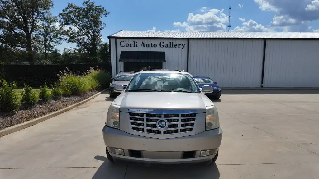 2007 Cadillac Escalade ESV Base's photo