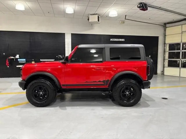 2021 Ford Bronco Wildtrak 4WD Advanced photo 5