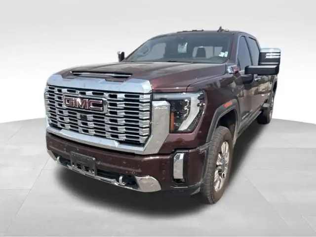 2024 GMC Sierra 4WD Crew Cab Standard Box Denali's photo