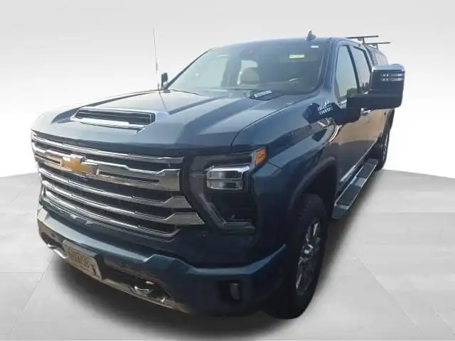 2025 Chevrolet Silverado HD High Country 4WD Crew Cab Standard Box's photo