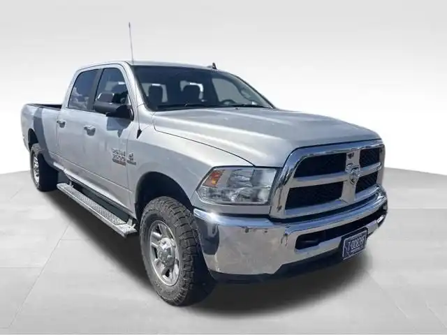 2018 RAM 3500 SLT 4X4 Crew Cab LWB's photo