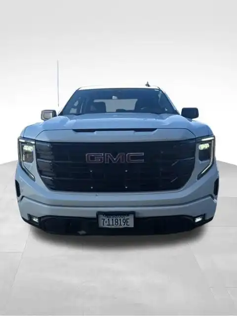 2023 GMC Sierra 4WD Crew Cab Short Box Elevation's photo