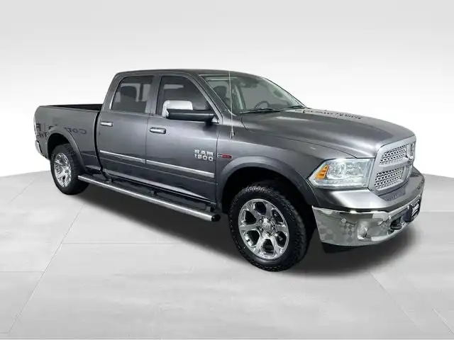 2016 RAM 1500 Laramie 4x4 Crew Cab 6'4's photo