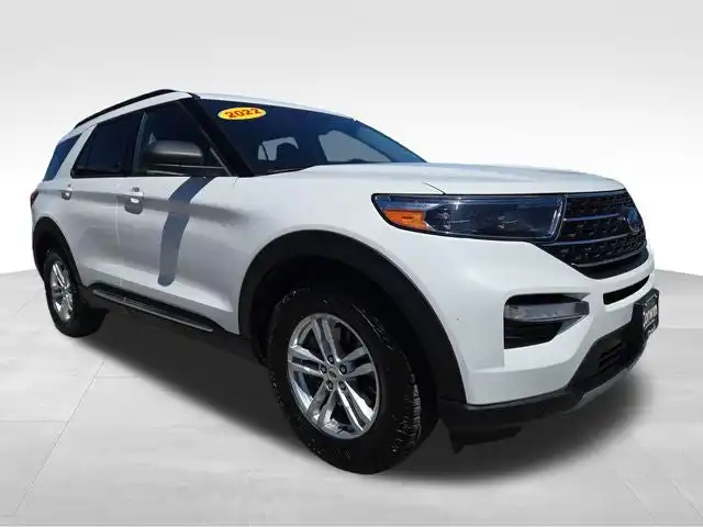 2022 Ford Explorer XLT 4WD's photo