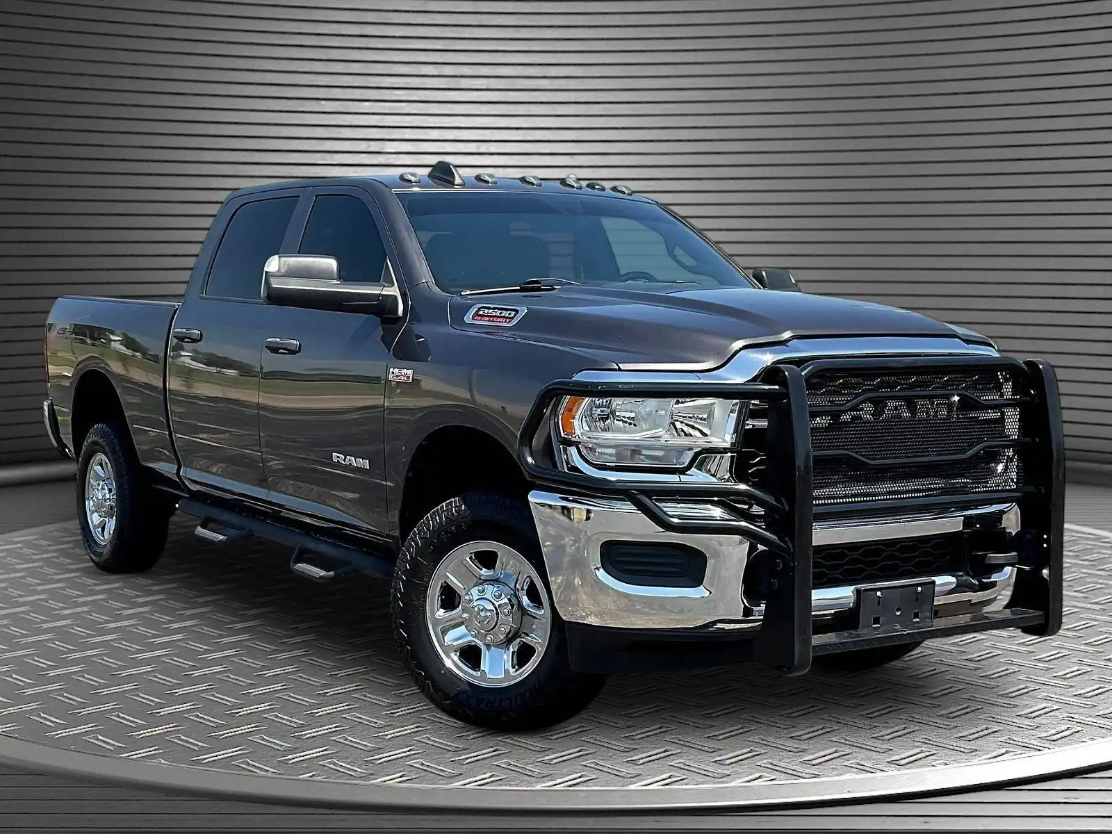 2022 RAM 2500 Tradesman 4WD Crew Cab SWB's photo