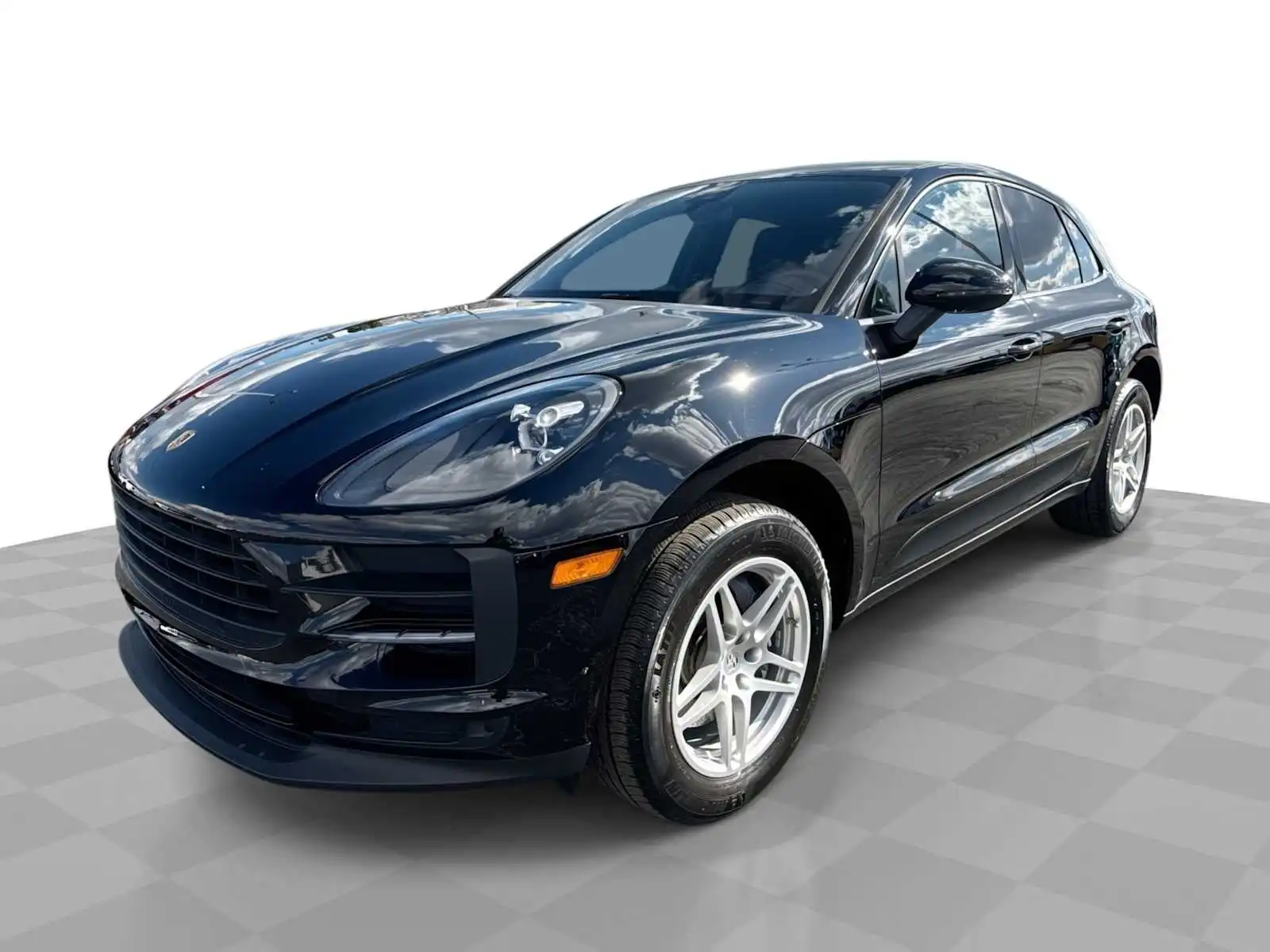 2021 Porsche Macan Base's photo
