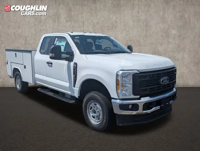 2026 Ford F-250 XL 4x4 SuperCab 8' Box's photo