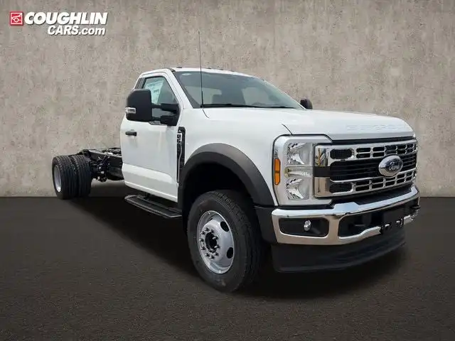 2026 Ford F-600 XL Regular Cab 193-In DRW's photo