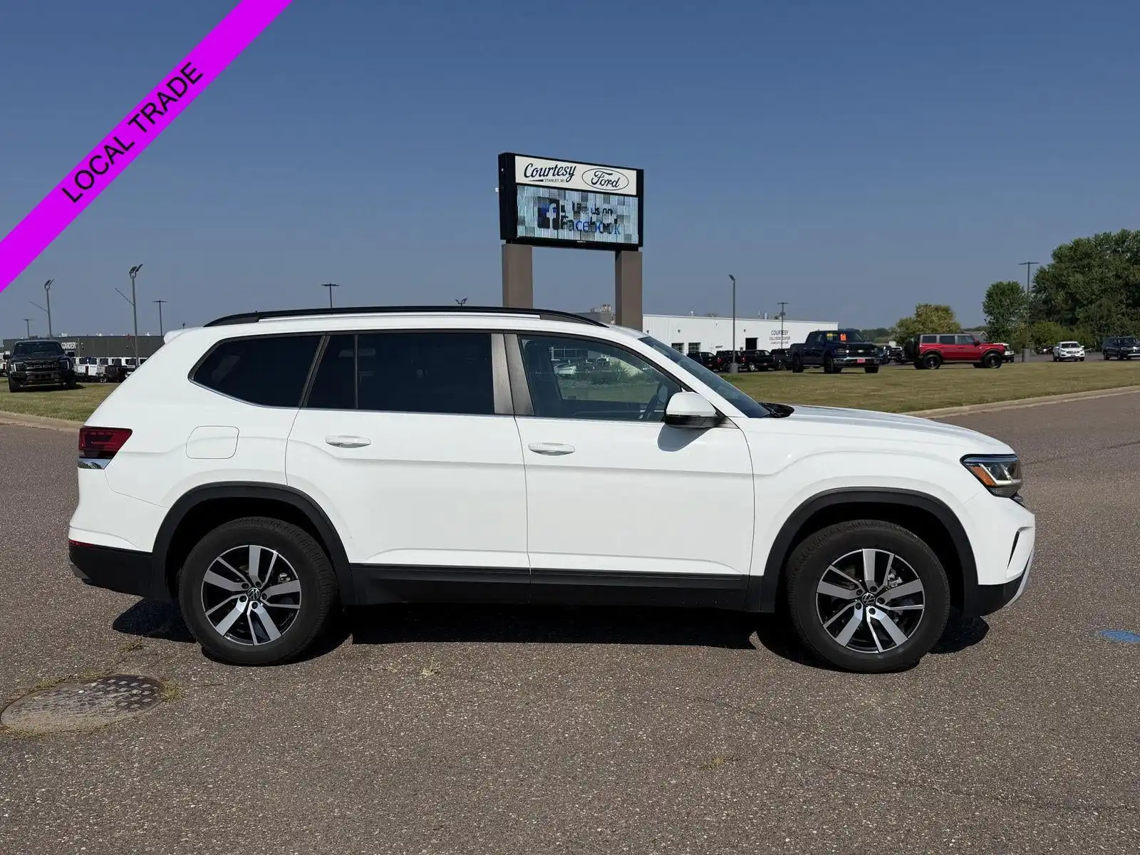 2022 Volkswagen Atlas 2.0T SE 4Motion's photo