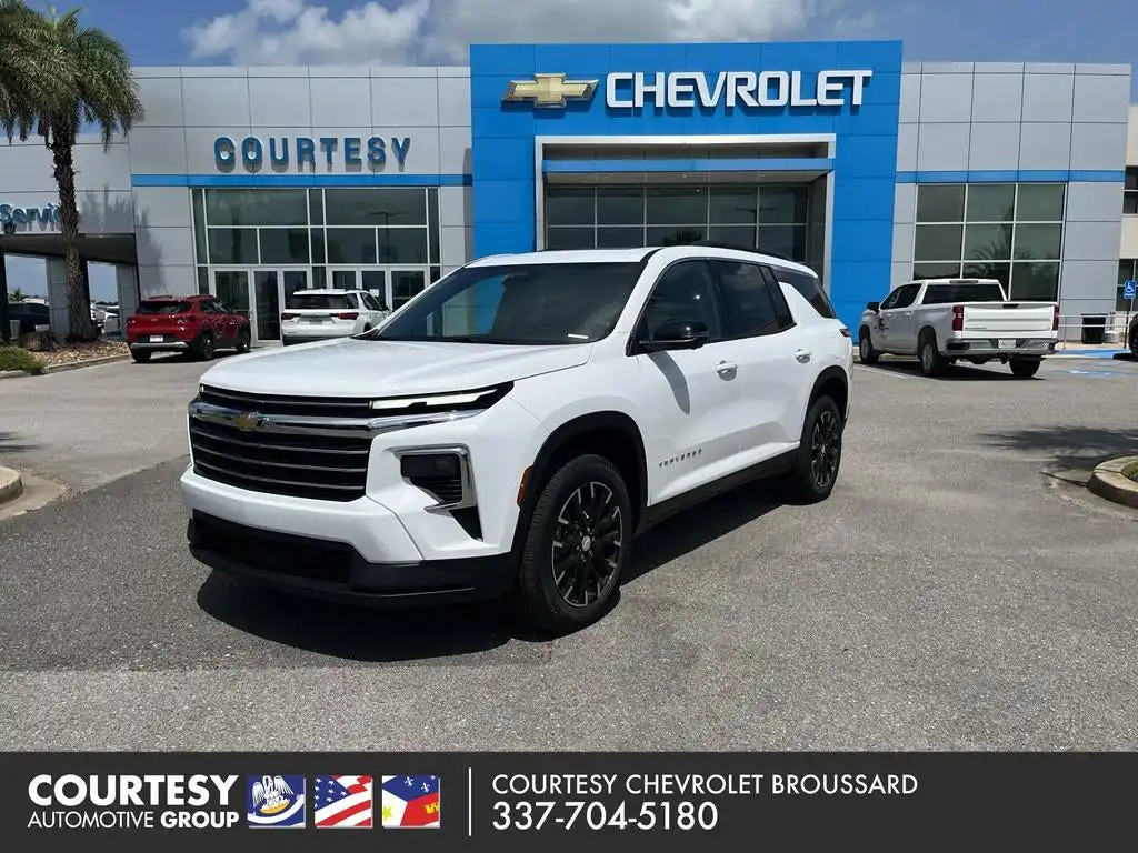 2026 Chevrolet Traverse FWD LT's photo