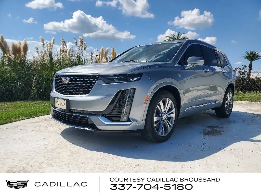 2023 Cadillac XT6 Premium Luxury Auto's photo