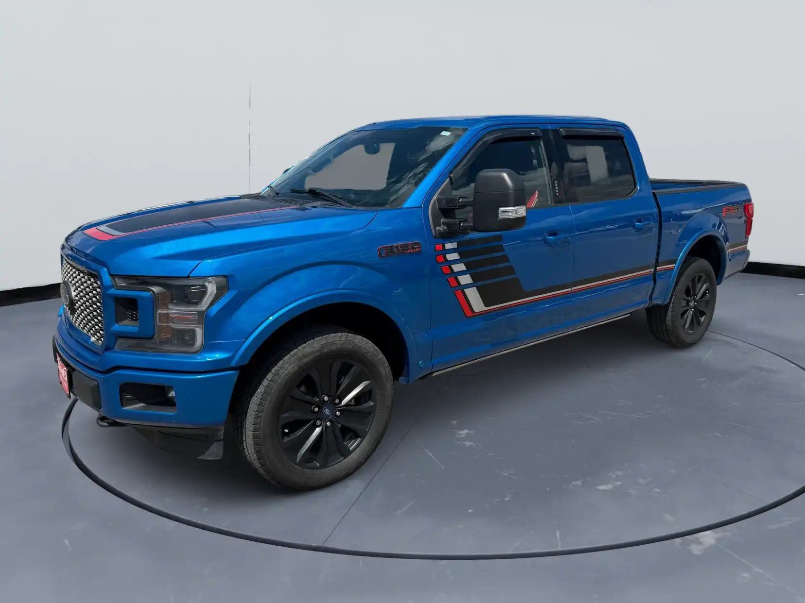 2020 Ford F-150 Lariat 4x4 SuperCrew 145 in's photo