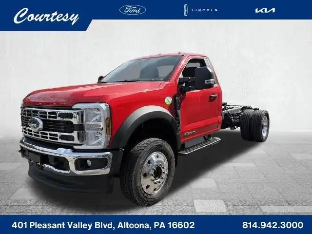 2026 Ford F-600 XLT 4WD Regular Cab DRW 169 in's photo