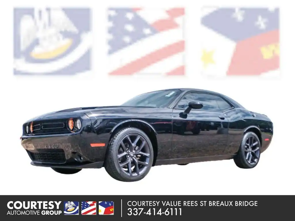 2023 Dodge Challenger SXT Auto's photo