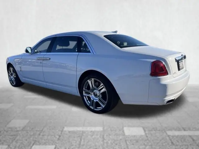 2015 Rolls-Royce Ghost Ghost EWB photo 3