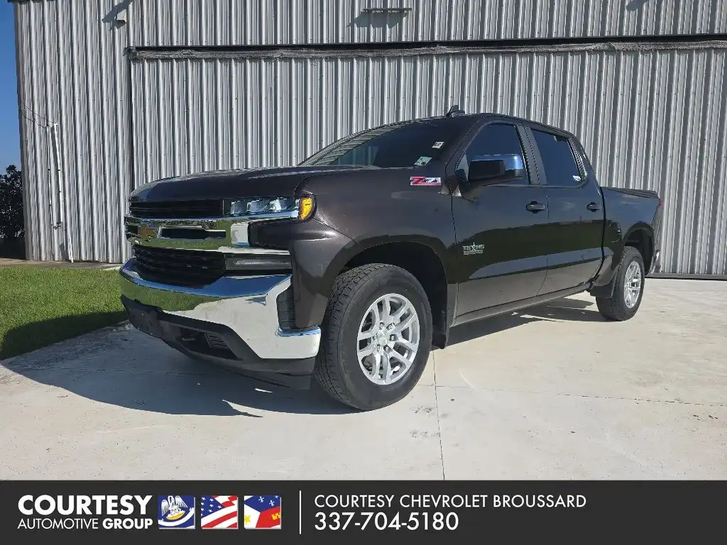 2019 Chevrolet Silverado 1500 LT 4WD Crew Cab Short Box's photo