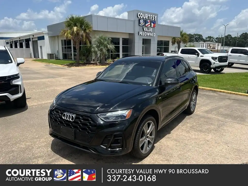 2025 Audi Q5 45 Premium's photo
