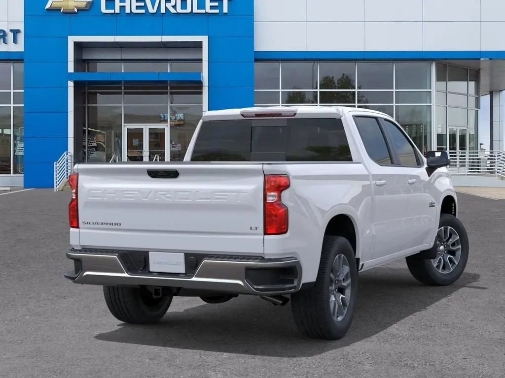 2026 Chevrolet Silverado 1500 LT Crew Cab Standard Box photo 4