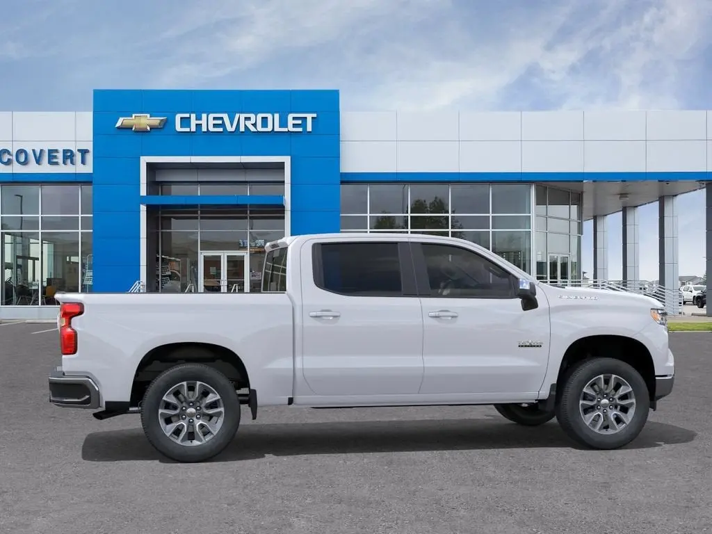 2026 Chevrolet Silverado 1500 LT Crew Cab Standard Box photo 5