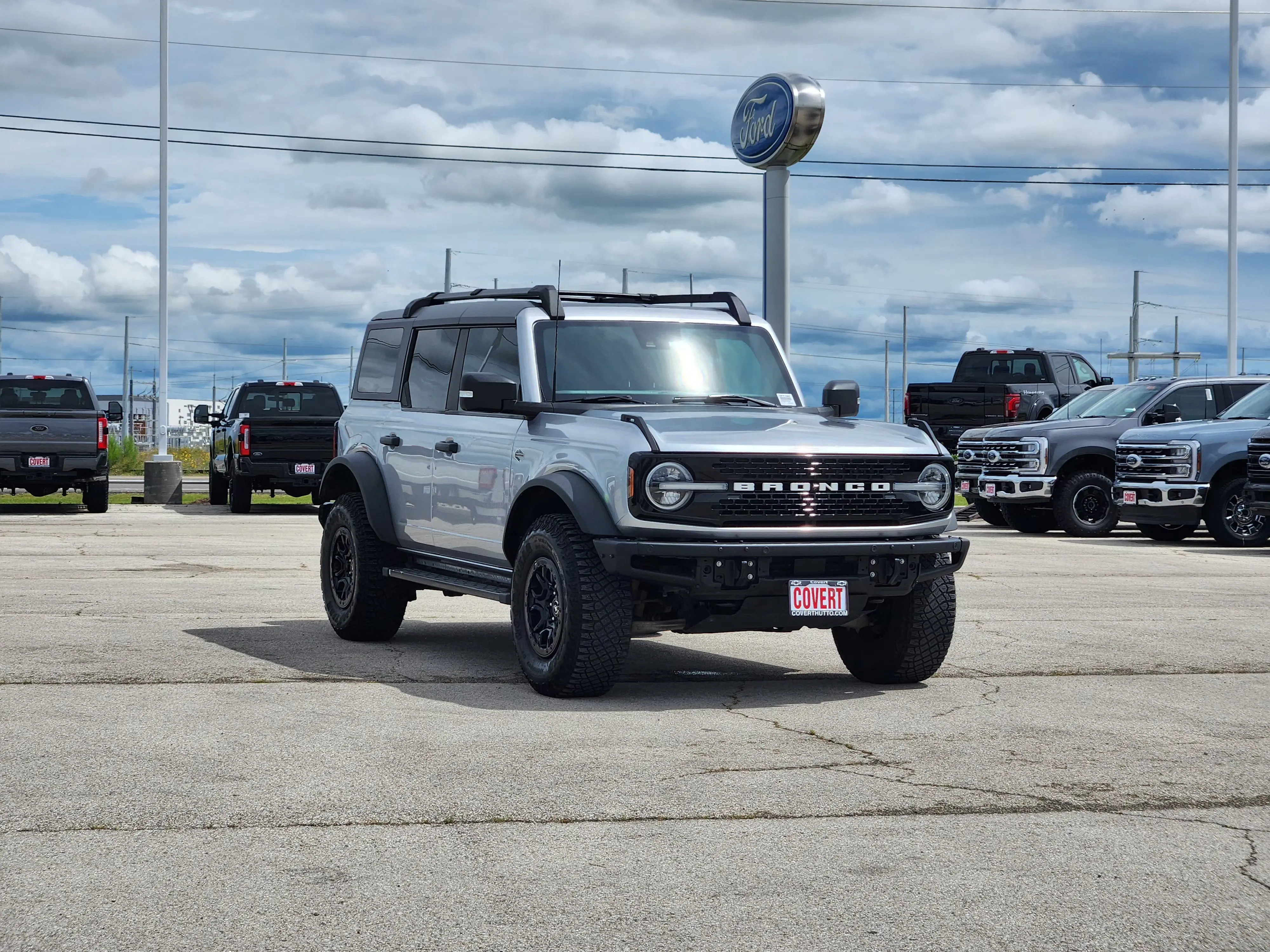 2022 Ford Bronco Wildtrak 4x4 photo 3