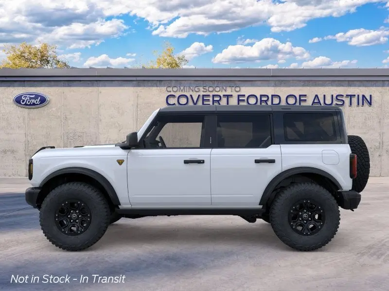 2026 Ford Bronco Badlands 4x4 photo 3