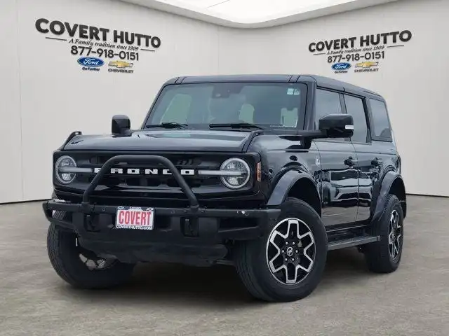 2023 Ford Bronco Outer Banks 4x4's photo
