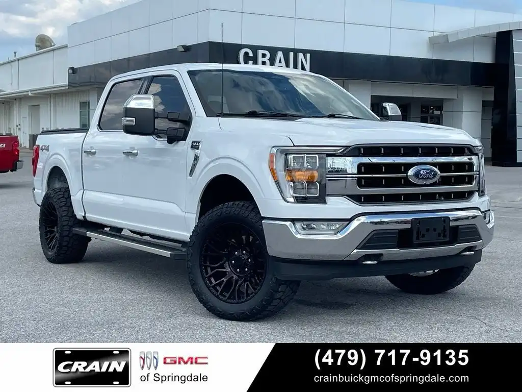 2023 Ford F-150 XL 4WD SuperCrew 5-1/2' Box's photo