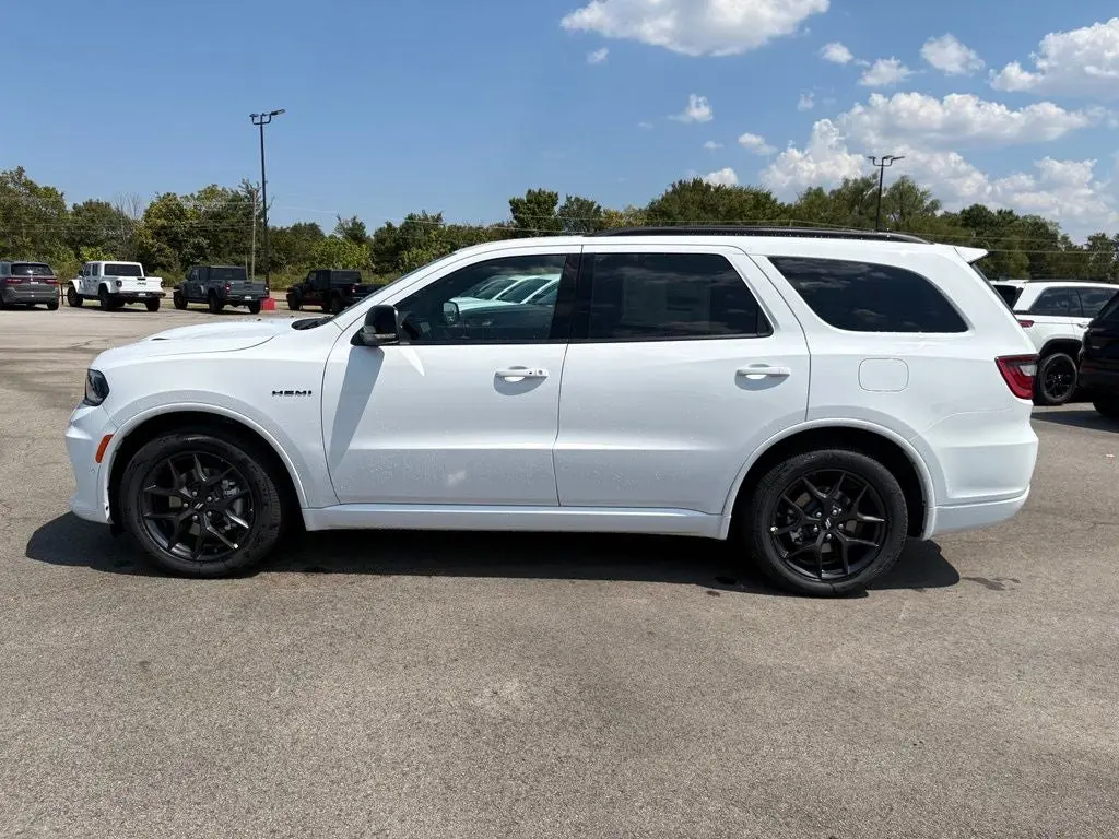 2027 Dodge Durango HEMI V8 GT AWD Plus photo 4