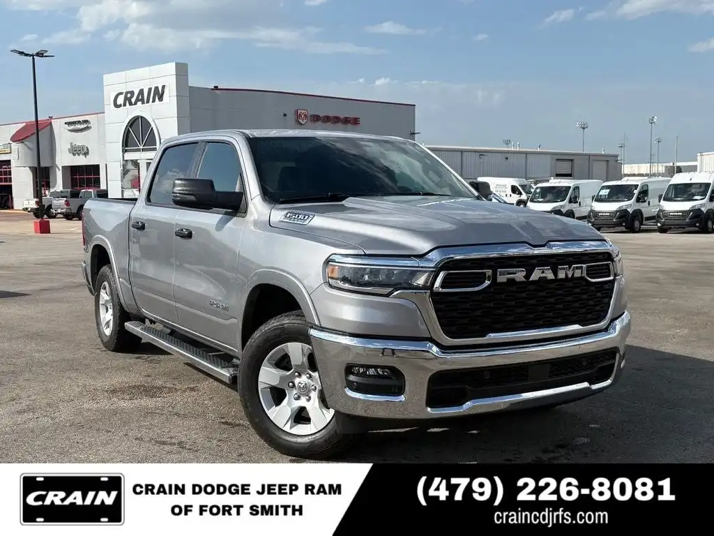 2025 RAM 1500 Big Horn/Lone Star 4x4 Crew Cab 5'7's photo