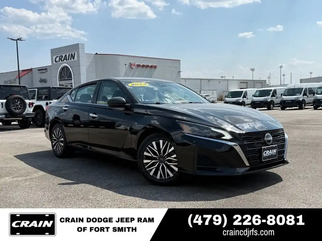 2024 Nissan Altima 2.5 SV's photo