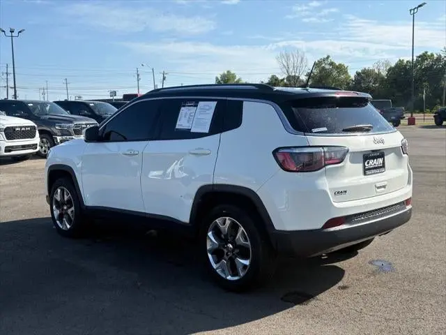 2017 Jeep Compass Limited 4X4 photo 5