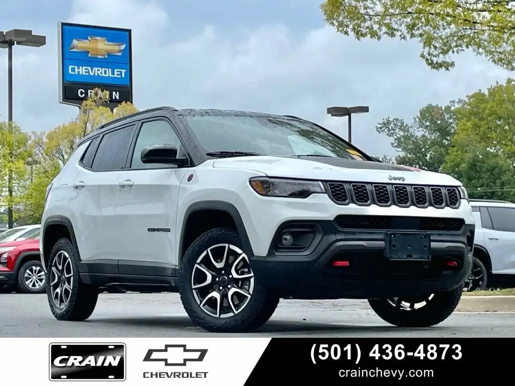 2025 Jeep Compass Trailhawk 4WD's photo