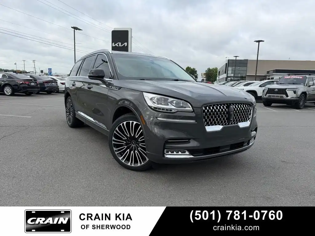 2023 Lincoln Aviator Black Label AWD's photo