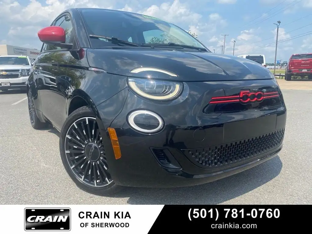 2024 FIAT 500e Base's photo