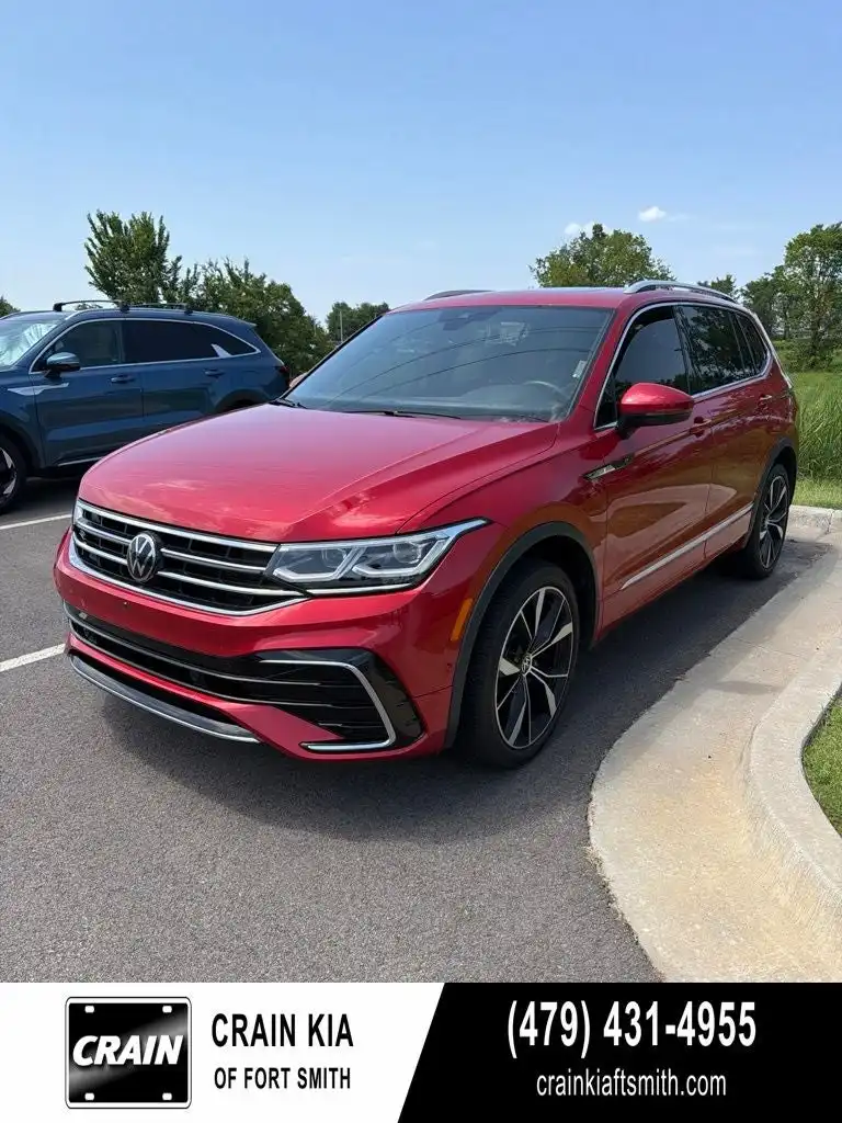 2024 Volkswagen Tiguan 2.0T SEL R-Line 4Motion's photo