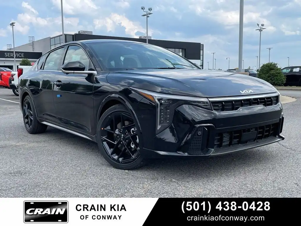 2026 Kia K4 GT-Line Turbo AT's photo