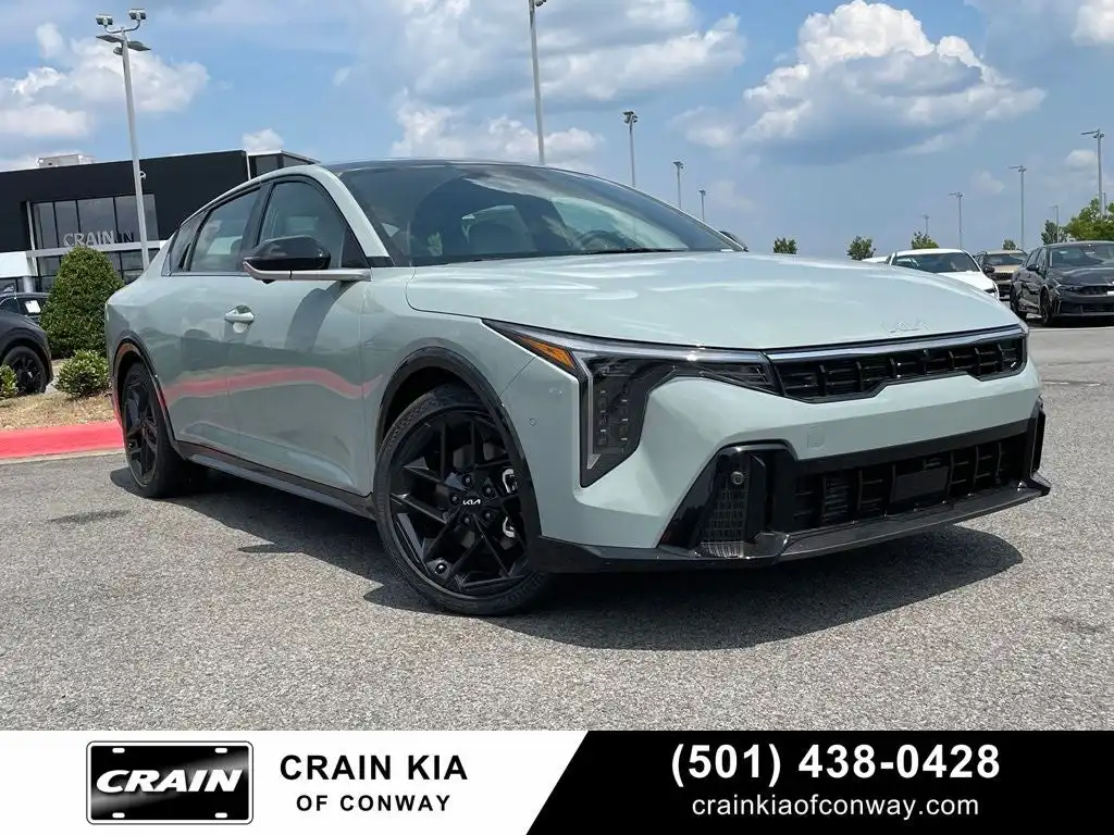 2026 Kia K4 GT-Line Turbo AT's photo