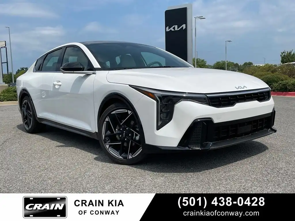 2026 Kia K4 GT-Line AT's photo