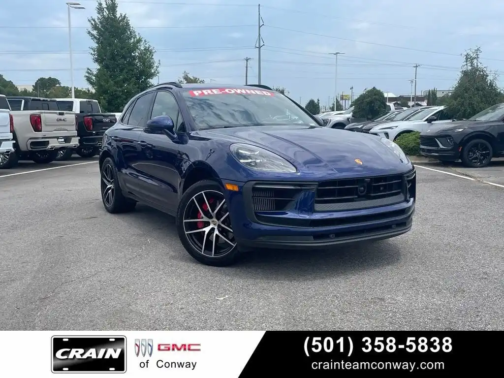 2022 Porsche Macan S's photo
