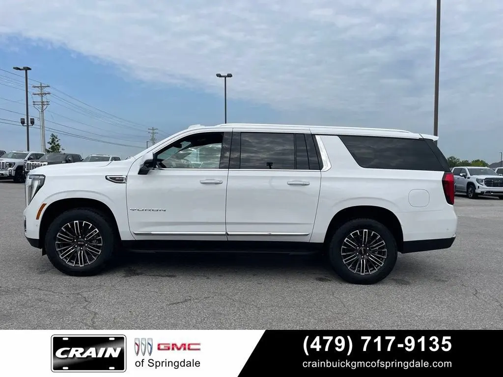 2026 GMC Yukon 4WD Elevation photo 4