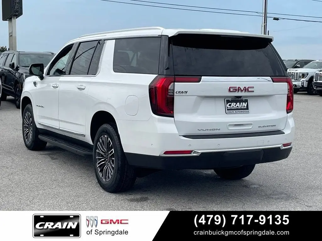 2026 GMC Yukon 4WD Elevation photo 5