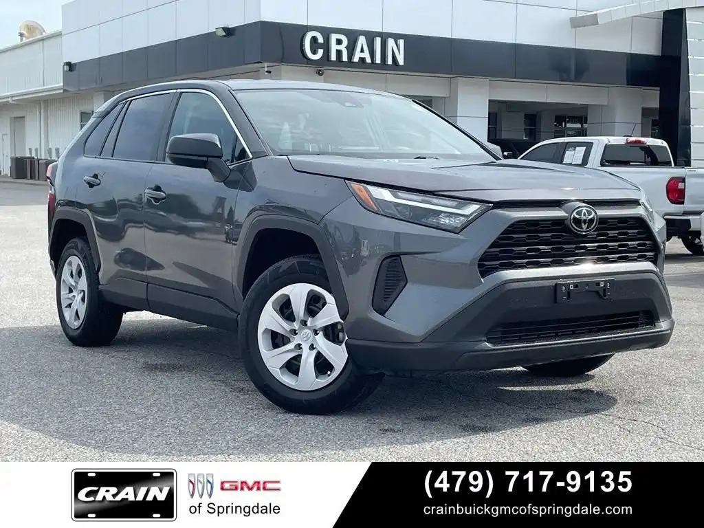 2024 Toyota RAV4 LE FWD's photo