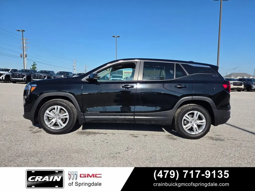 2024 GMC Terrain SLE FWD photo 4