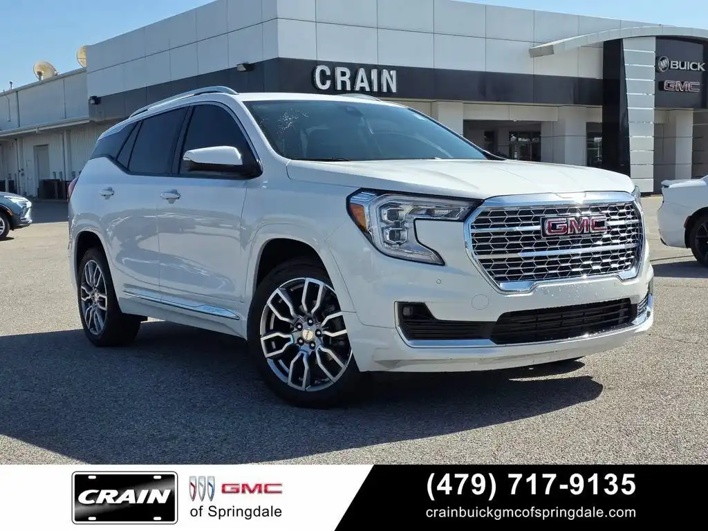 2022 GMC Terrain Denali AWD's photo
