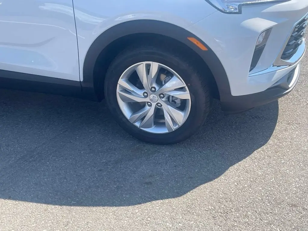 2026 Buick Encore GX Preferred photo 3