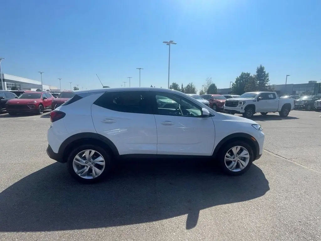 2026 Buick Encore GX Preferred photo 4