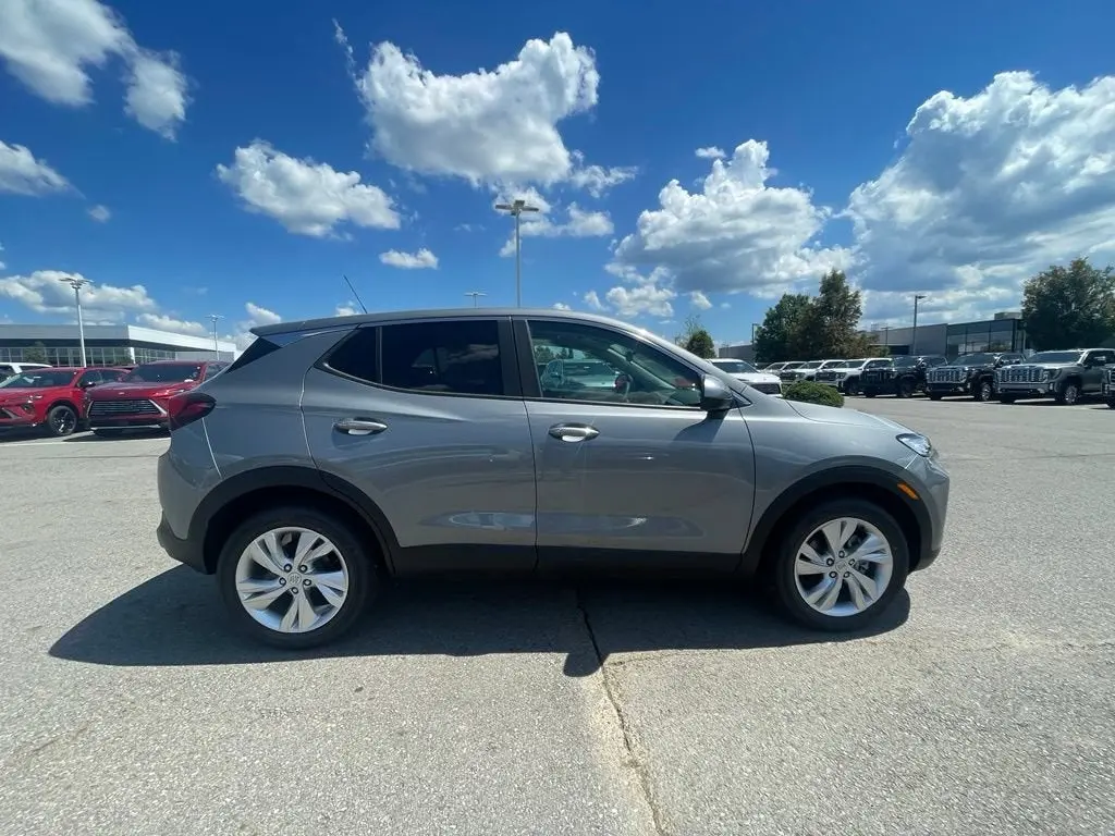 2026 Buick Encore GX Preferred photo 4