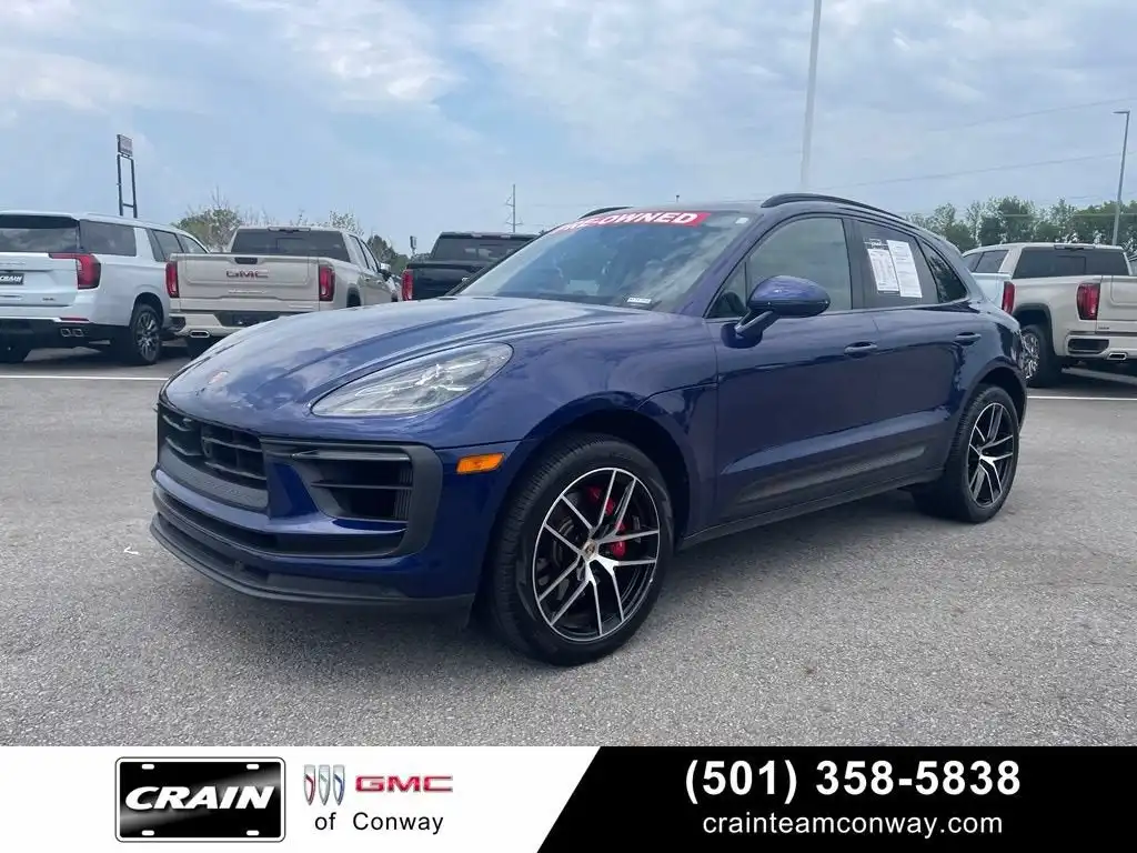 2022 Porsche Macan S's photo