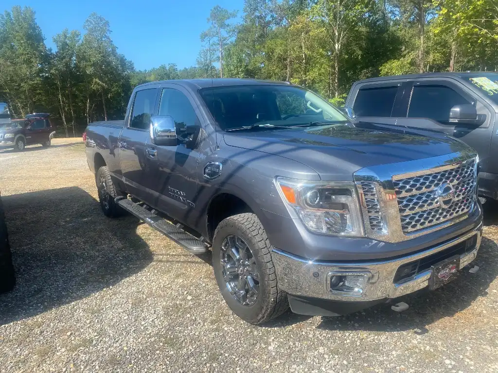 2017 Nissan Titan XD SL Diesel Crew Cab 4WD SWB's photo