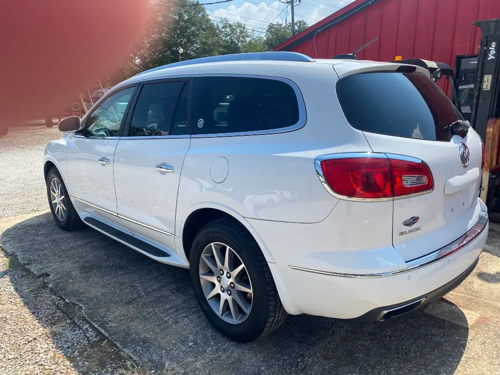 2016 Buick Enclave Leather photo 3